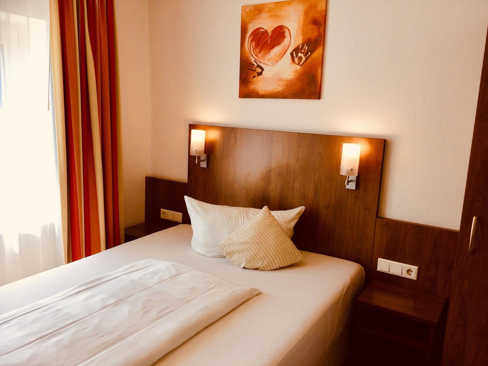 Triton Hotel Köln Kültér fotó