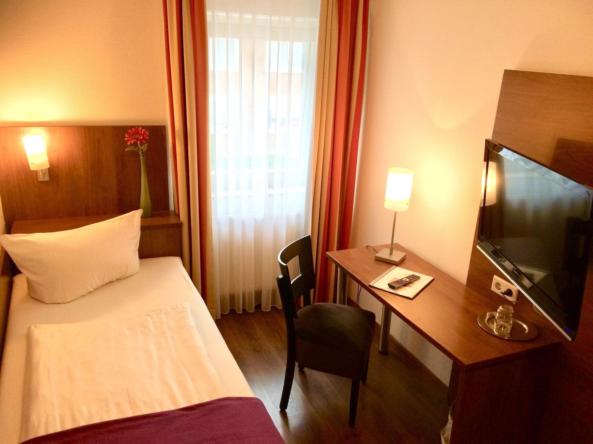 Triton Hotel Köln Kültér fotó