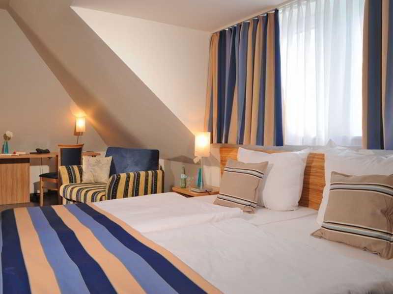 Triton Hotel Köln Kültér fotó